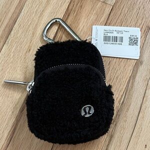 lululemon athletica Black Fleece Key & Card Holder